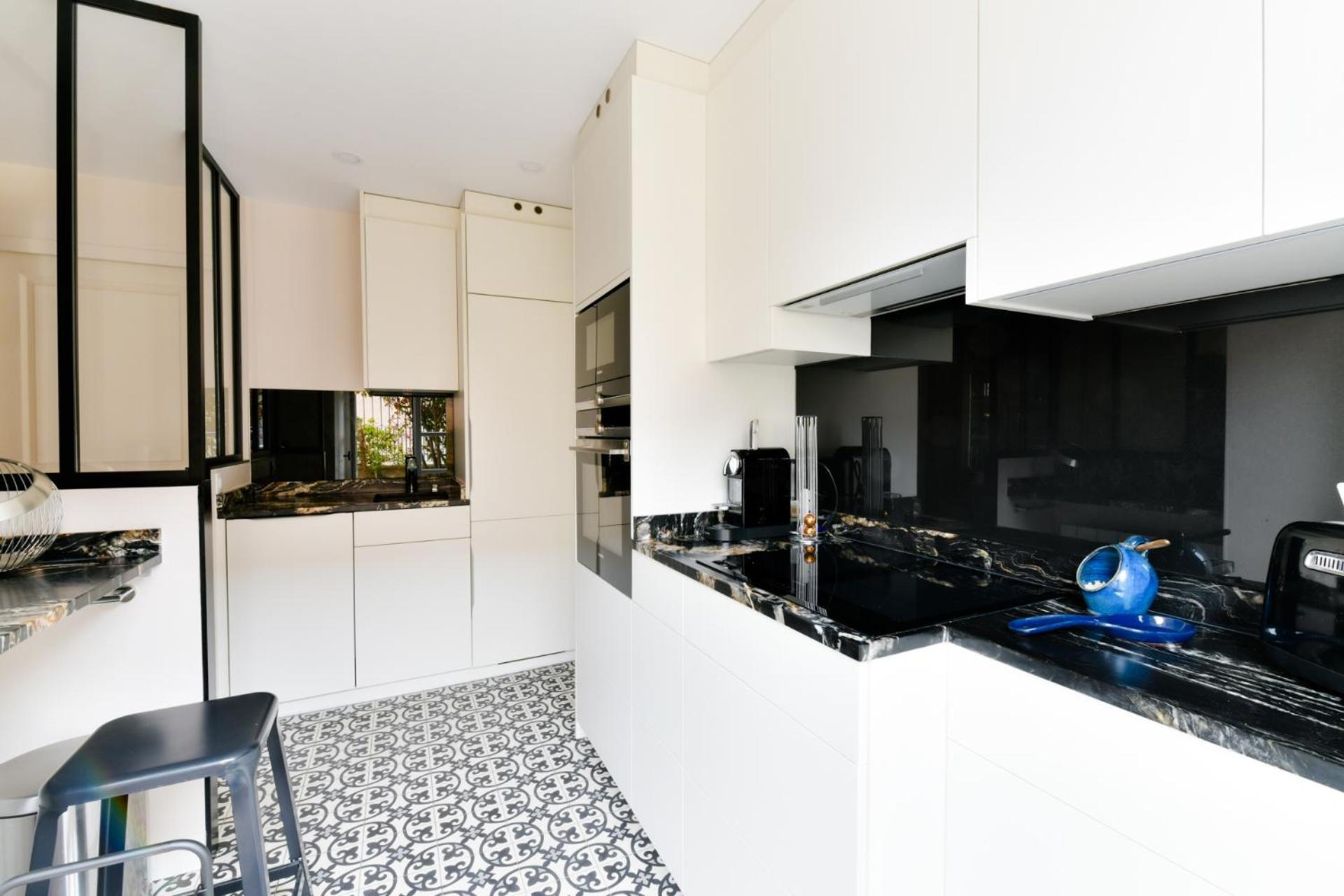 Exigehome-Maison Avec Terrasse Privee ベルサイユ エクステリア 写真